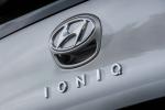Hyundai IONIQ plug-in hybrid 2017 года (UK)